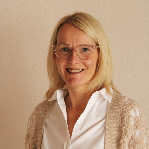  Susanne  Högler